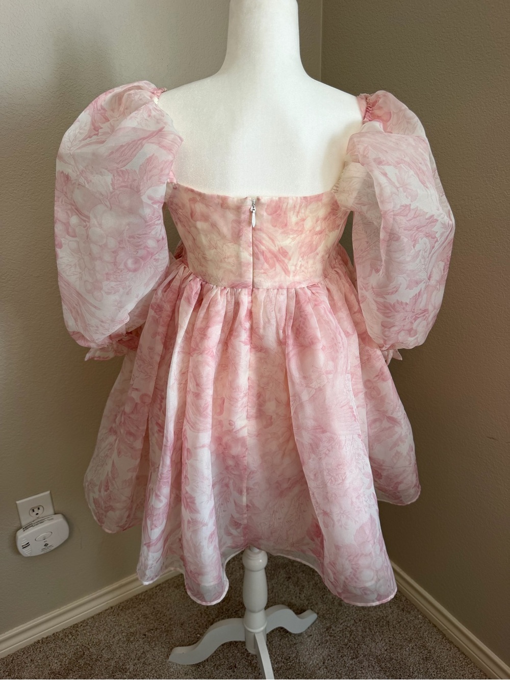 Selkie Pink Floral Puff-Sleeve Mini Dress - Picture 2 of 5